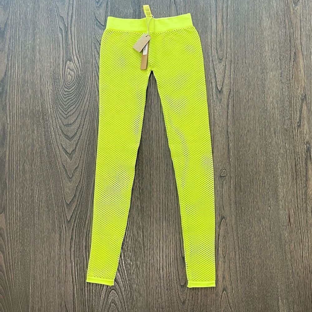 NWT Skims Perforated Seamless Leggings Sheer Lime XS